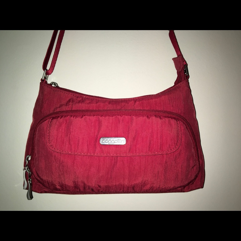 Apple red Baggallini Everyday Bag